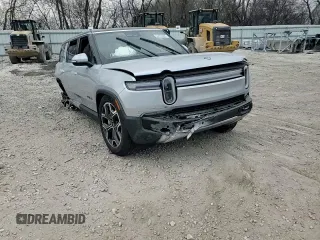 2025 Rivian R1S Adventure with VIN 7PDSGBBA4SN049237, listed as a Copart auction lot 53455505 with 0 mi miles and Salvage Title. Bid and sale history available at carsss.com. Image 14.