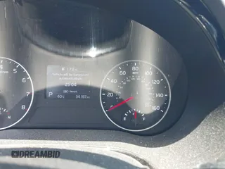 2022 Kia Seltos EX z VIN KNDERCAA8N7289826, wystawiony jako IAAI lot #39743322 z przebiegiem 34 187 mil mil oraz . Historia ofert i sprzedaży dostępna na DreamBid. Obrazek 7.
