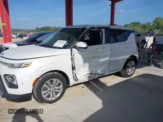 2020 Kia Soul S with VIN KNDJ23AU0L7703479, listed as a IAAI auction lot 41956064 with 18,606 mi miles. Bid and sale history available at carsss.com. Image 6.