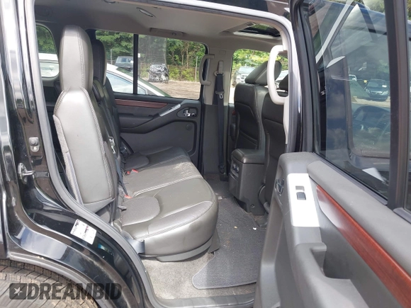 2012 Nissan Pathfinder S z VIN 5N1AR1NN6CC633279, wystawiony jako IAAI lot #42523354 z przebiegiem 141 256 mil mil oraz . Historia ofert i sprzedaży dostępna na DreamBid. Obrazek 8.