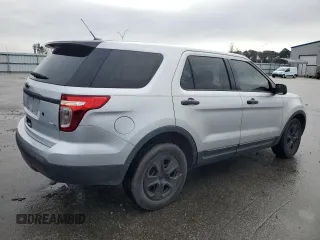 2013 Ford Utility Police Interceptor with VIN 1FM5K8AR5DGC16284, listed as a Copart auction lot 86449624 with 197,591 mi miles and Clean Title. Bid and sale history available at carsss.com. Image 3.
