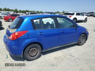 2009 Nissan Versa SL z VIN 3N1BC13E39L498629, wystawiony jako Copart lot #59443985 z przebiegiem 141 305 mil mil oraz Czysty tytuł • Clean title. Historia ofert i sprzedaży dostępna na DreamBid. Obrazek 3.