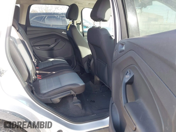 2013 Ford Escape SE with VIN 1FMCU9G98DUD51808, listed as a IAAI auction lot 41527022 with 141,471 mi miles. Bid and sale history available at carsss.com. Image 8.