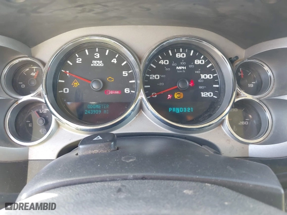 2007 Chevrolet Silverado 1500 LTZ with VIN 3GCEK13M97G532406, listed as a IAAI auction lot 41656915 with 243,909 mi miles. Bid and sale history available at carsss.com. Image 7.