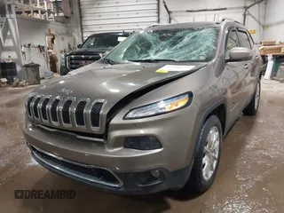 2017 Jeep Cherokee Limited with VIN 1C4PJMDB4HW543830, listed as a IAAI auction lot 41498692 with 115,720 mi miles and . Bid and sale history available at DreamBid. Image 17.