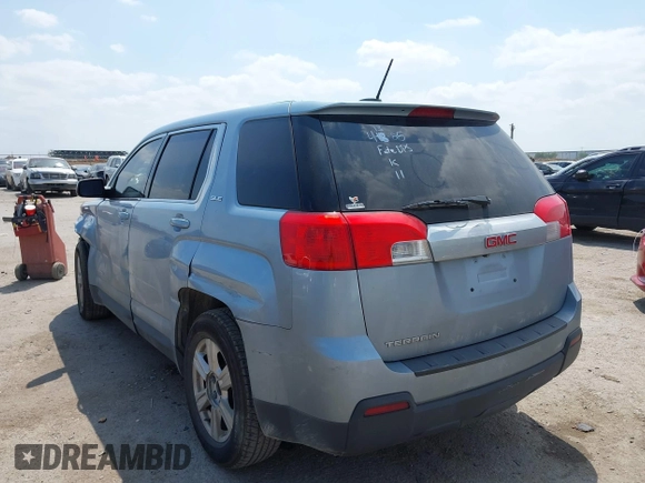 2015 GMC Terrain SLE z VIN 2GKALMEK6F6166427, wystawiony jako IAAI lot #42056662 z przebiegiem 100 957 mil mil oraz . Historia ofert i sprzedaży dostępna na DreamBid. Obrazek 3.
