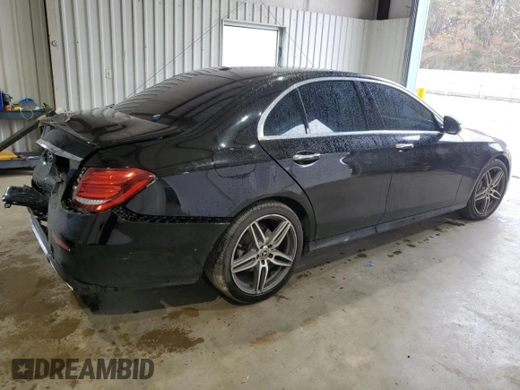 2018 Mercedes-Benz E-Class E 300 with VIN WDDZF4JBXJA374002, listed as a Copart auction lot 42376925 with 136,184 mi miles and Salvage Title. Bid and sale history available at carsss.com. Image 3.