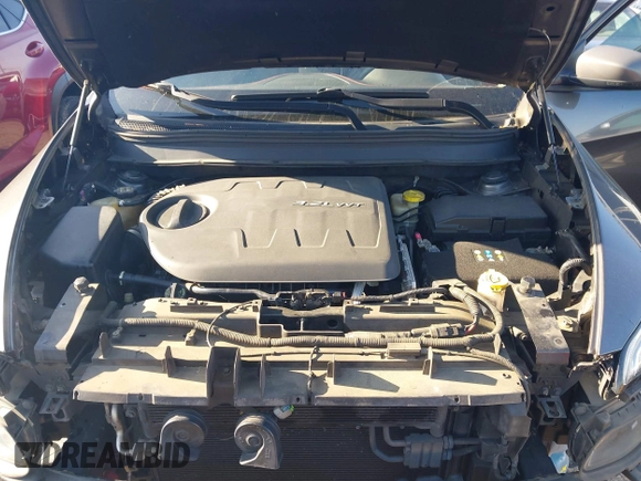2014 Jeep Cherokee Trailhawk with VIN 1C4PJMBS6EW167517, listed as a IAAI auction lot 41947552 with 233,572 mi miles. Bid and sale history available at carsss.com. Image 10.