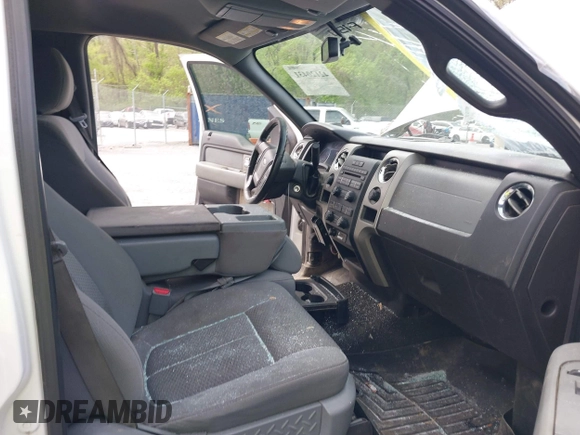 2011 Ford F-150 XL with VIN 1FTFW1EF0BKD38842, listed as a IAAI auction lot 42120431 with 285,712 mi miles and . Bid and sale history available at carsss.com. Image 5.