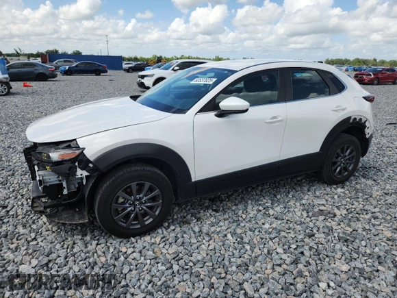 2021 Mazda CX-30 S z VIN 3MVDMAAL9MM212174, wystawiony jako Copart lot #60637625 z przebiegiem 27 575 mil mil oraz Szkoda całkowita • Salvage title. Historia ofert i sprzedaży dostępna na DreamBid. Obrazek 1.