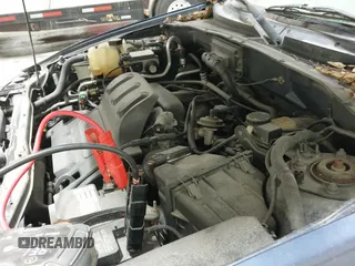 2002 Ford Escape XLT Choice с VIN 1FMCU04162KB99594, выставлен на аукционе IAAI как лот 42632848 с пробегом 166 632 миль миль и . История ставок и продаж доступна на DreamBid. Изображение 12.