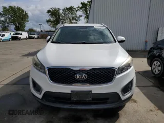 2016 Kia Sorento LX with VIN 5XYPG4A51GG020791, listed as a Copart auction lot 51502355 with 141,366 mi miles and Clean Title. Bid and sale history available at carsss.com. Image 5.