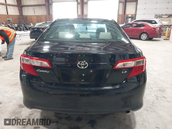 2012 Toyota Camry L z VIN 4T4BF1FK4CR258932, wystawiony jako IAAI lot #42138945 z przebiegiem 102 706 mil mil oraz . Historia ofert i sprzedaży dostępna na DreamBid. Obrazek 17.