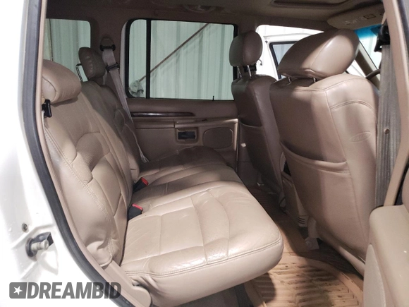 2001 Ford Explorer z VIN 1FMDU85P81ZA00346, wystawiony jako Copart lot #45863385 z przebiegiem 212 494 mil mil oraz Nie do naprawy • Non repairable. Historia ofert i sprzedaży dostępna na DreamBid. Obrazek 11.