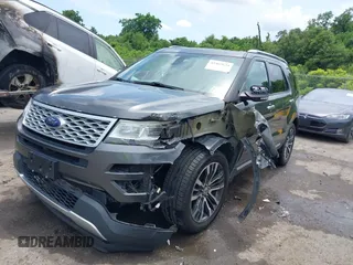 2016 Ford Explorer Platinum z VIN 1FM5K8HT2GGD04330, wystawiony jako IAAI lot #42462634 z przebiegiem 167 468 mil mil oraz . Historia ofert i sprzedaży dostępna na DreamBid. Obrazek 17.