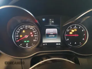 2018 Mercedes-Benz C 300 with VIN 55SWF4JB1JU238800, listed as a Copart auction lot 58972855 with 109,704 mi miles and Salvage title. Bid and sale history available at DreamBid. Image 9.