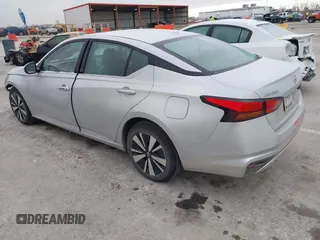 2019 Nissan Altima 2.5 SL with VIN 1N4BL4EV3KC196535, listed as a IAAI auction lot 41512924 with 84,898 mi miles. Bid and sale history available at carsss.com. Image 3.