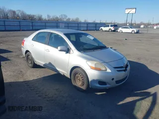 2007 Toyota Yaris with VIN JTDBT923871099599, listed as a IAAI auction lot 41751182 with 302,719 mi miles. Bid and sale history available at carsss.com. Image 1.