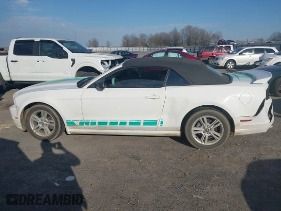 2013 Ford Mustang V6 with VIN 1ZVBP8EM7D5234320, listed as a IAAI auction lot 41512045 with 113,916 mi miles and . Bid and sale history available at DreamBid. Image 14.