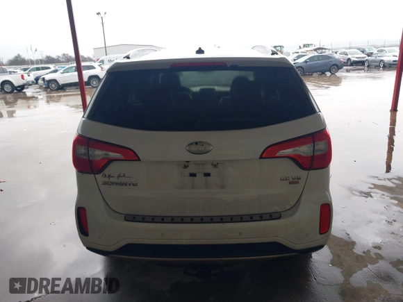 2014 Kia Sorento SX Limited with VIN 5XYKWDA70EG547281, listed as a IAAI auction lot 41555075 with 156,296 mi miles. Bid and sale history available at carsss.com. Image 17.