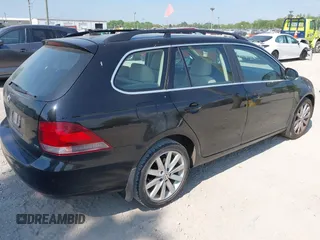 2014 Volkswagen Jetta TDI с VIN 3VWPL7AJ1EM605894, выставлен на аукционе IAAI как лот 42268917 с пробегом 77 559 миль миль и . История ставок и продаж доступна на DreamBid. Изображение 4.