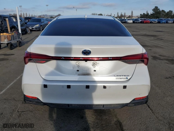 2020 Toyota Avalon Hybrid Limited with VIN 4T1D21FBXLU019044, listed as a Copart auction lot 41338375 with 118,062 mi miles and Salvage Title. Bid and sale history available at carsss.com. Image 6.