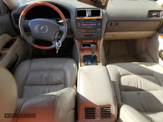 1998 Lexus LS 400 Luxury Sdn with VIN JT8BH28F6W0124352, listed as a Copart auction lot 82129934 with 383,300 mi miles and Salvage Title. Bid and sale history available at carsss.com. Image 8.