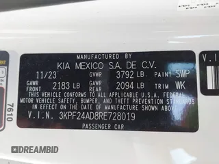 2024 Kia Forte LXS z VIN 3KPF24AD8RE728019, wystawiony jako IAAI lot #42067295 z przebiegiem 14 000 mil mil oraz . Historia ofert i sprzedaży dostępna na DreamBid. Obrazek 9.