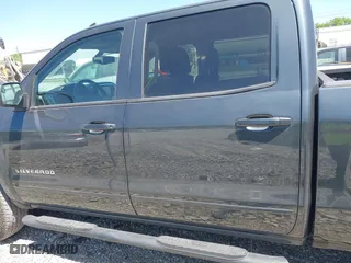 2017 Chevrolet Silverado 1500 LT with VIN 3GCUKREC3HG462501, listed as a IAAI auction lot 42050327 with 183,688 mi miles. Bid and sale history available at carsss.com. Image 14.
