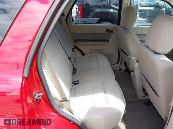 2012 Ford Escape XLT with VIN 1FMCU9DG9CKC46370, listed as a IAAI auction lot 42527937 with 152,031 mi miles and . Bid and sale history available at DreamBid. Image 8.