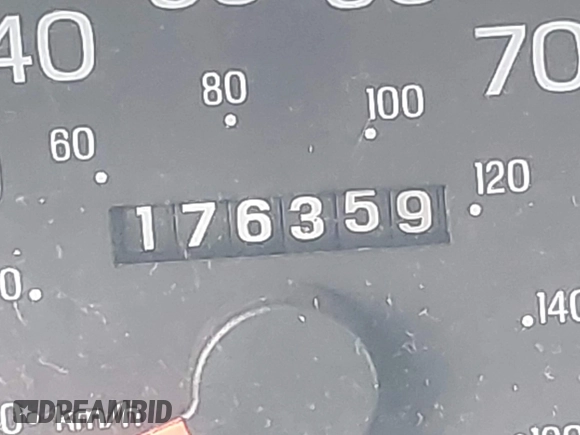 1998 Ford F-150 XL with VIN 1FTDX18W9WKA01690, listed as a IAAI auction lot 41944734 with 176,359 mi miles. Bid and sale history available at carsss.com. Image 15.
