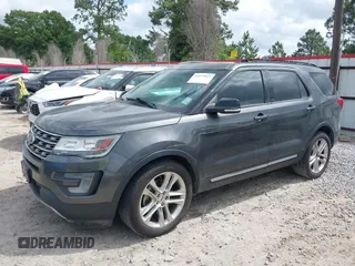2017 Ford Explorer XLT with VIN 1FM5K7D84HGA75050, listed as a IAAI auction lot 39277027 with 131,413 mi miles and . Bid and sale history available at carsss.com. Image 17.