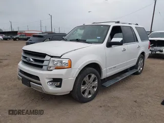 2016 Ford Expedition Platinum with VIN 1FMJU1LT2GEF07320, listed as a IAAI auction lot 41559416 with 203,441 mi miles. Bid and sale history available at carsss.com. Image 2.