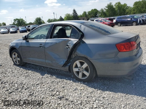 2012 Volkswagen Jetta TDI w/Premium & Nav z VIN 3VWLL7AJ2CM358901, wystawiony jako Copart lot #57350505 z przebiegiem 155 062 mil mil oraz Szkoda całkowita • Salvage title. Historia ofert i sprzedaży dostępna na DreamBid. Obrazek 2.