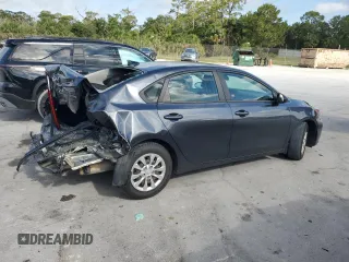 2021 Kia Forte LXS z VIN 3KPF24AD1ME303427, wystawiony jako Copart lot #57817315 z przebiegiem 65 648 mil mil oraz Nie do naprawy • Non repairable. Historia ofert i sprzedaży dostępna na DreamBid. Obrazek 3.
