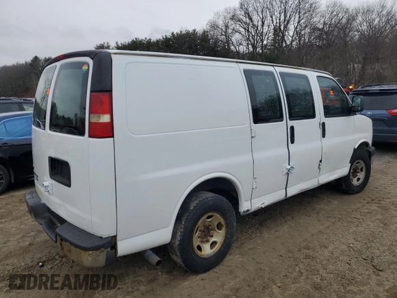 2011 Chevrolet Express Cargo z VIN 1GCZGTCG4B1109832, wystawiony jako Copart lot #85140514 z przebiegiem Nie podano mil oraz Czysty tytuł • Clean title. Historia ofert i sprzedaży dostępna na DreamBid. Obrazek 3.