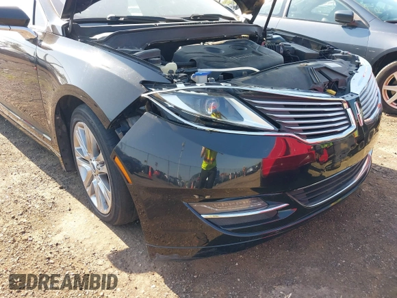 2014 Lincoln MKZ z VIN 3LN6L2G91ER821841, wystawiony jako IAAI lot #42655383 z przebiegiem Nie podano mil oraz . Historia ofert i sprzedaży dostępna na DreamBid. Obrazek 6.