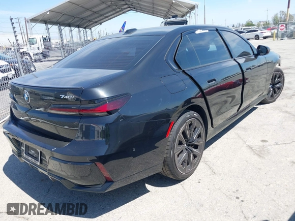 2023 BMW 7 Series 740i с VIN WBA23EH09PCL71147, выставлен на аукционе IAAI как лот 41906244 с пробегом 51 981 миль миль и . История ставок и продаж доступна на DreamBid. Изображение 4.