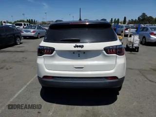 2020 Jeep Compass Latitude with VIN 3C4NJCBB8LT257630, listed as a Copart auction lot 58979745 with 128,196 mi miles and Salvage title. Bid and sale history available at DreamBid. Image 6.