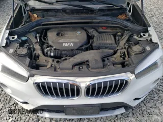 2017 BMW X1 xDrive28i with VIN WBXHT3C32H5F76601, listed as a Copart auction lot 49889965 with 95,655 mi miles and Salvage Title. Bid and sale history available at carsss.com. Image 12.