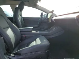 2019 Tesla Model 3 Mid Range with VIN 5YJ3E1EA3KF425416, listed as a Copart auction lot 46623325 with 84,060 mi miles and Salvage Title. Bid and sale history available at DreamBid. Image 7.