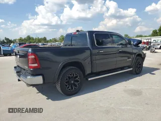 2020 Ram 1500 Laramie z VIN 1C6SRFJT2LN217803, wystawiony jako Copart lot #61390795 z przebiegiem 82 172 mil mil oraz Szkoda całkowita • Salvage title. Historia ofert i sprzedaży dostępna na DreamBid. Obrazek 3.