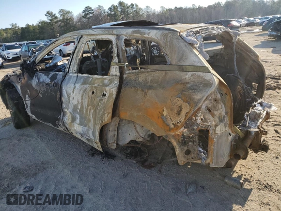 2020 Volvo XC60 Momentum with VIN YV4A22RK1L1411028, listed as a Copart auction lot 48355295 with Not provided miles and Non repairable. Bid and sale history available at DreamBid. Image 2.