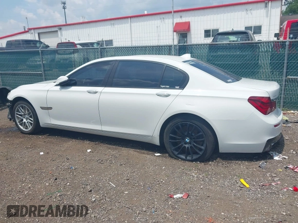 2015 BMW 7 Series 750Li xDrive with VIN WBAYF8C57FD655004, listed as a IAAI auction lot 42272205 with 77,677 mi miles and . Bid and sale history available at DreamBid. Image 15.