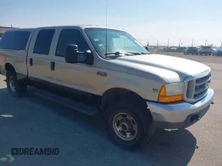 2001 Ford Super Duty F-250 XL with VIN 1FTNW21S71EA79137, listed as a IAAI auction lot 42115660 with 147,873 mi miles. Bid and sale history available at carsss.com. Image 1.