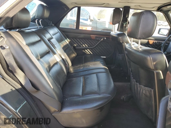 1989 Mercedes-Benz 560 with VIN WDBCA39E9KA463003, listed as a Copart auction lot 49808495 with 125,388 mi miles and Salvage Title. Bid and sale history available at DreamBid. Image 10.