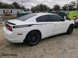 2011 Dodge Charger SE with VIN 2B3CL3CG1BH584231, listed as a Copart auction lot 46125795 with 155,381 mi miles and Salvage Title. Bid and sale history available at carsss.com. Image 3.