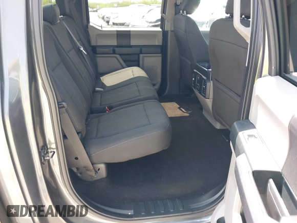 2018 Ford F-150 XL with VIN 1FTEW1C5XJKG03156, listed as a IAAI auction lot 41866941 with 90,388 mi miles. Bid and sale history available at carsss.com. Image 8.