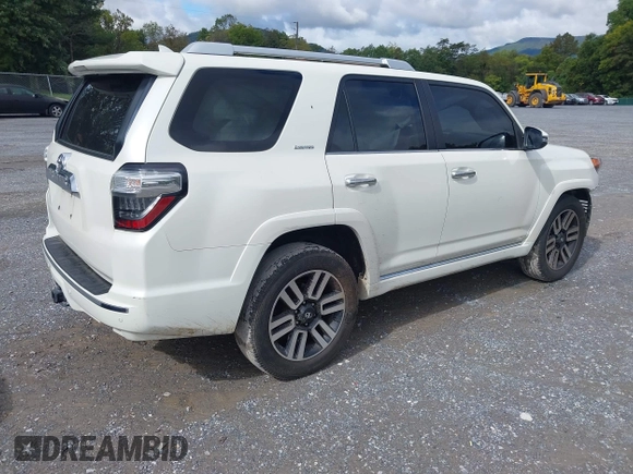 2015 Toyota 4Runner SR5 with VIN JTEZU5JR3F5088409, listed as a IAAI auction lot 40375849 with 157,697 mi miles and . Bid and sale history available at DreamBid. Image 4.