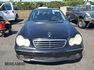 2007 Mercedes-Benz C 230 Sport z VIN WDBRF52H37F933113, wystawiony jako Copart lot #61600585 z przebiegiem 188 049 mil mil oraz Szkoda całkowita • Salvage title. Historia ofert i sprzedaży dostępna na DreamBid. Obrazek 5.